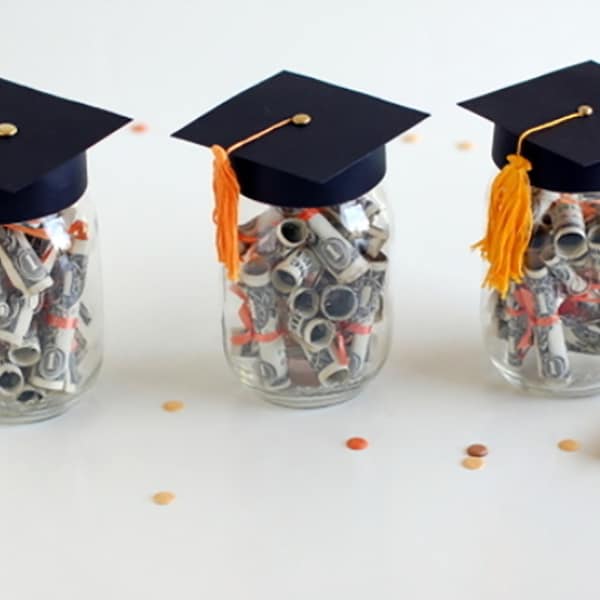 Graduation Cap Mason Jar Lid