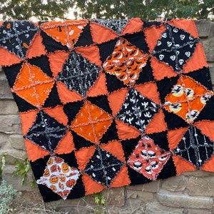 Halloween Rag quilt large (75 x 60) throw size