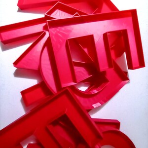 Lettres creuses en 3D pour décoration Créez une ambiance féérique pour vos événements spéciaux Vendu à l'unité image 7