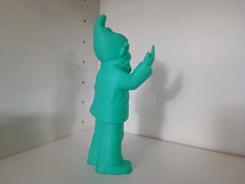 Le Nain de Jardin Rebelle : Une Figurine 3D qui Ose Dire Fck image 3