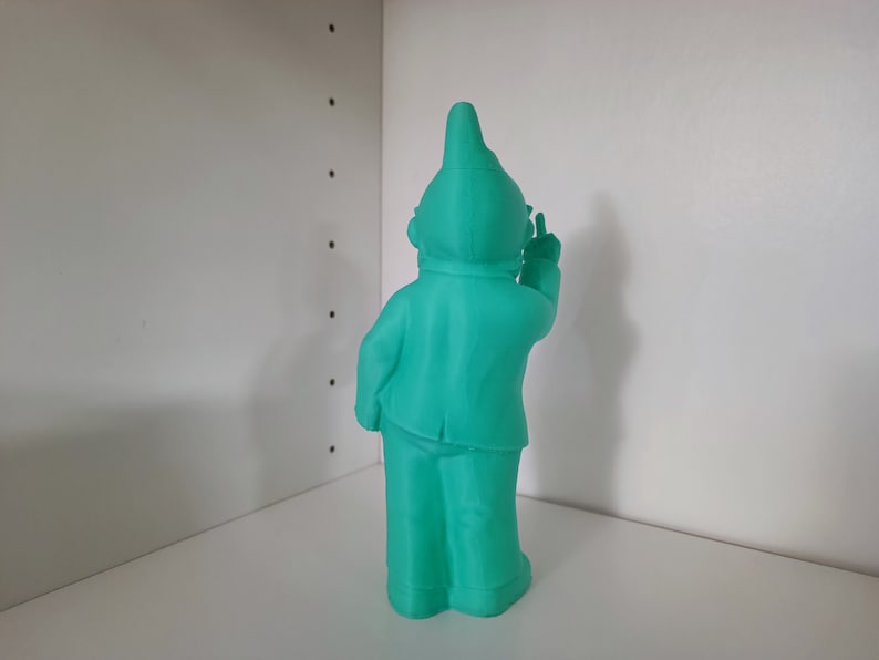 Le Nain de Jardin Rebelle : Une Figurine 3D qui Ose Dire Fck image 2