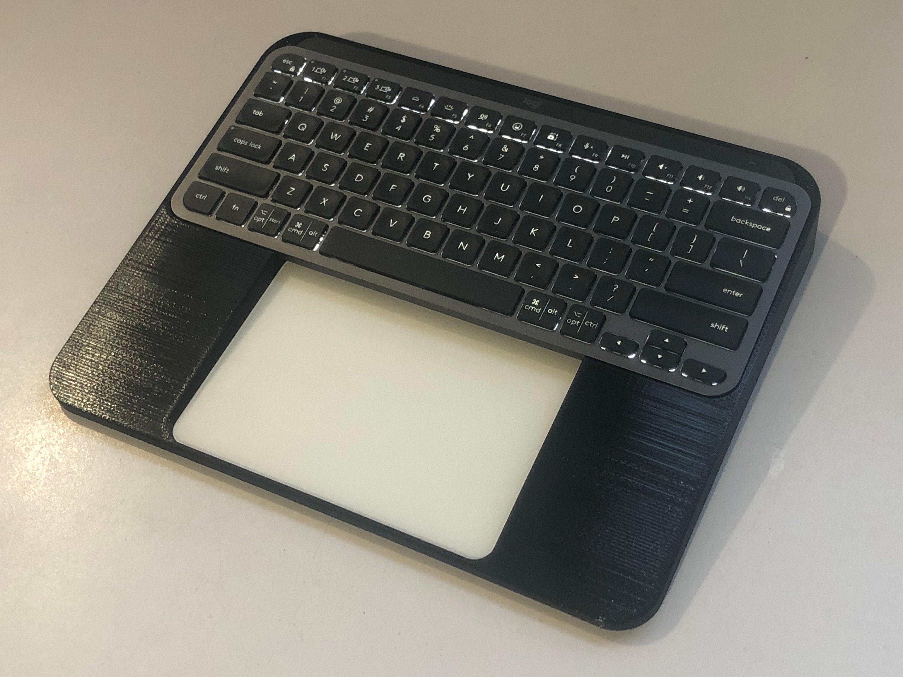 Mac mini 2020年 MagicKeyboard Trackpad Magic Trackpad (USB‑C) - White Multi-Touch Surface - Apple (CA)