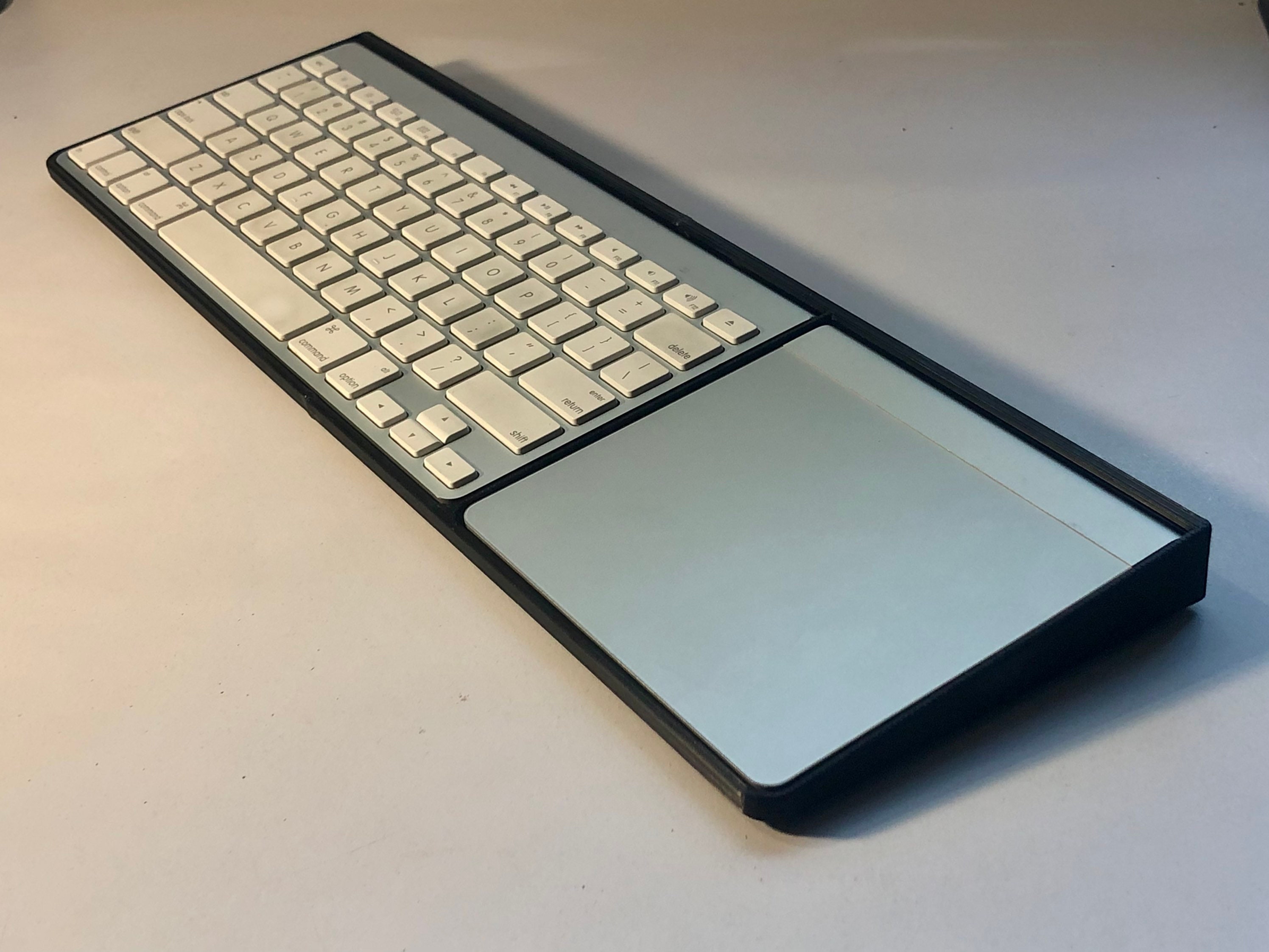 Apple Magic Trackpad （Multi-Touch対応）