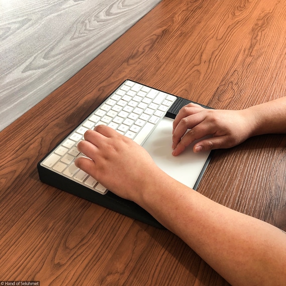 マジックキーボードとマジックトラックパッド　トレイセット Amazon.co.jp: Hazevaiy アクリルマジックキーボードとトラック