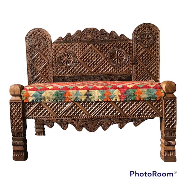 Fauteuil Kilim vintage, canapé vintage avec garniture kilim, sièges Kilim, accoudoirs en bois, canapé sculpté à la main, kilim vintage sculpté à la main look antik