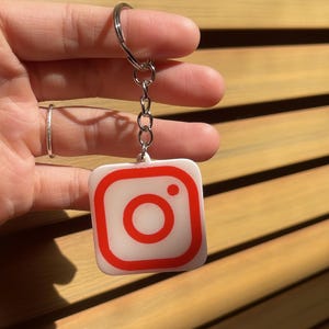 NFC KEYCHAIN| Llaveros inteligentes|llavero nfc | instagram logo smart keychain