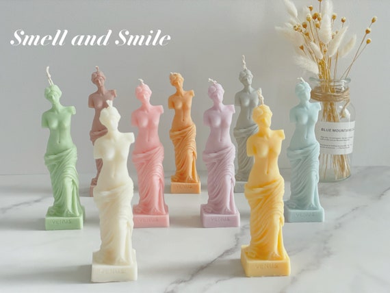 Venus Statue Candle: Elegant Soy Wax Home Decor