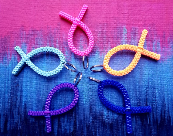 Handmade Braided Awareness Ribbon Keyring Boondoggle, Gimp Plastic Lacing,  Cancer Keyrings, Gifts for Kids, Scoubidou String Keychain, 