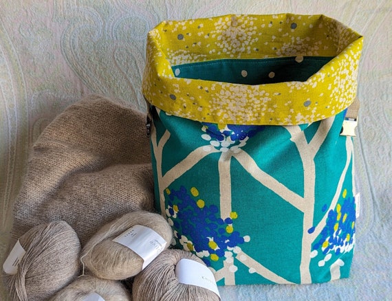 Craft Rolling & Travel Totes