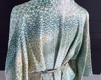 Green Kimono, Green Silk Kimono, Vintage Silk kimono, Japanese Kimono, Antique Japanese Kimono, kimono dress, formal Japanese long kimono