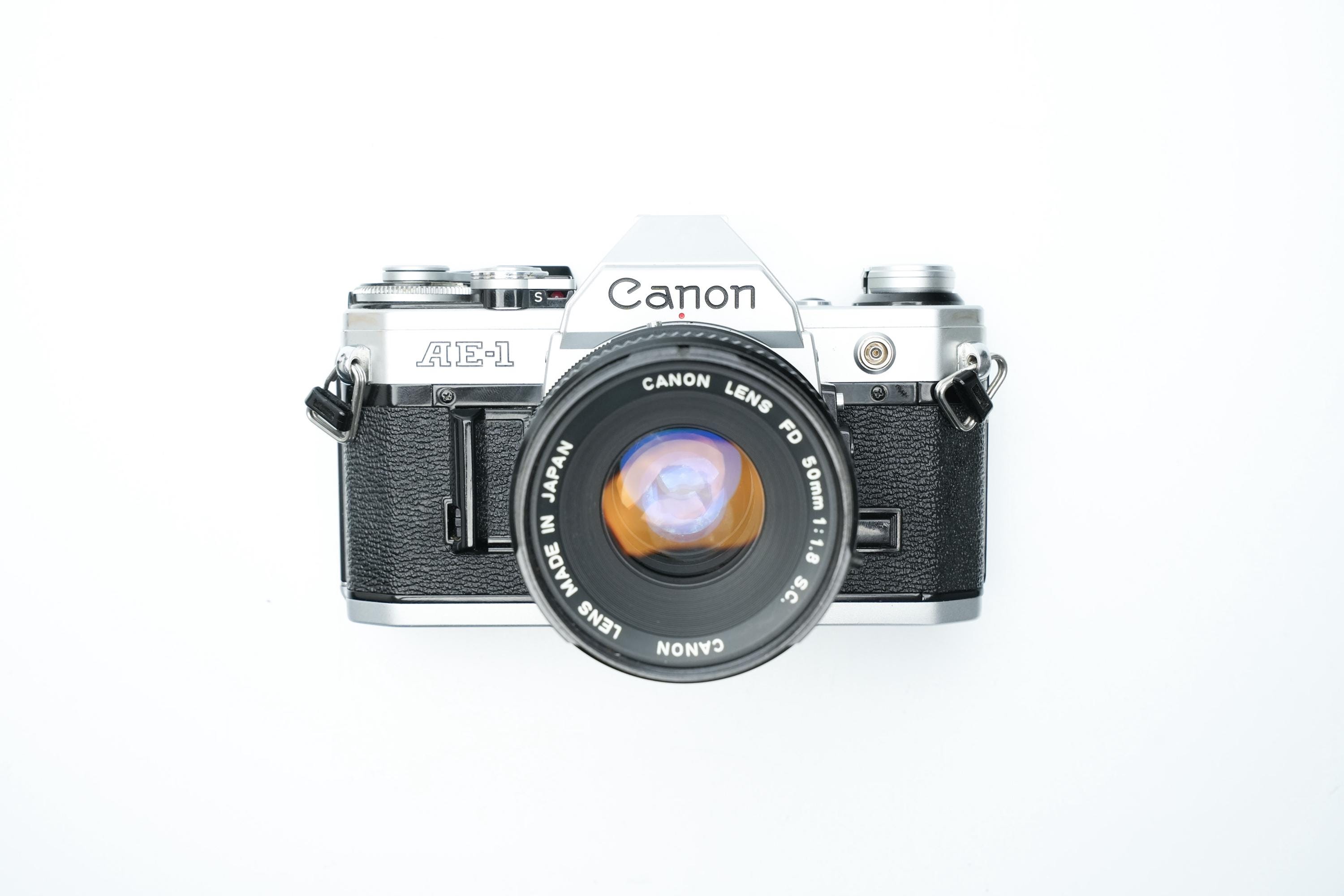 Canon T90 Appareil Photo Argentique 35mm Avec Objectif FD 50mm F/1.8 - Japon
