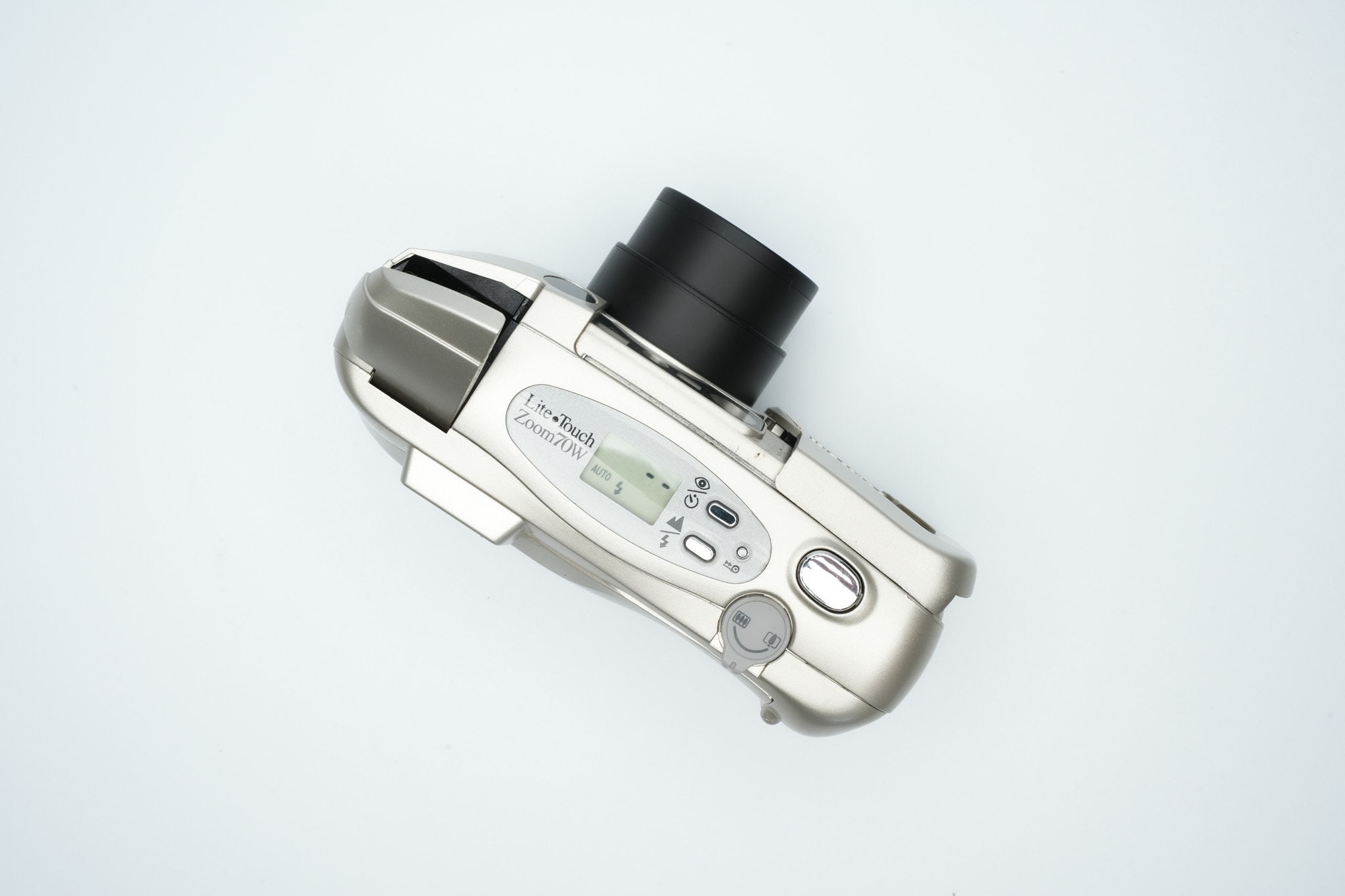 Nikon Lite Touch Zoom 70W AF Quartz Date – 35mm Point-and Nikon Lite Touch Zoom 70W AF Quartz Date – 35mm Point-and