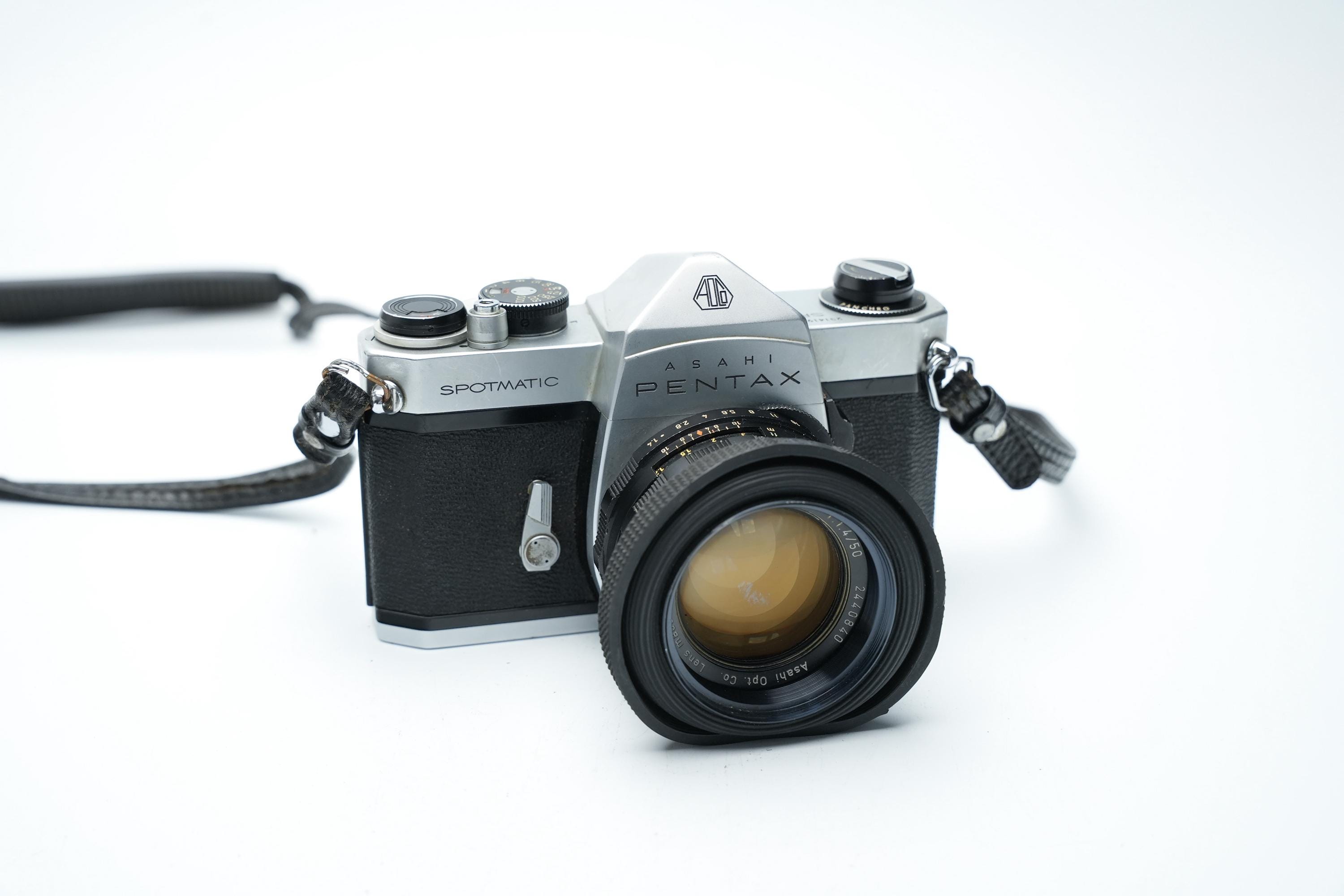 Pentax Spotmatic SP With Asahi 50mm F/1.4 Lens & Free 35mm Film