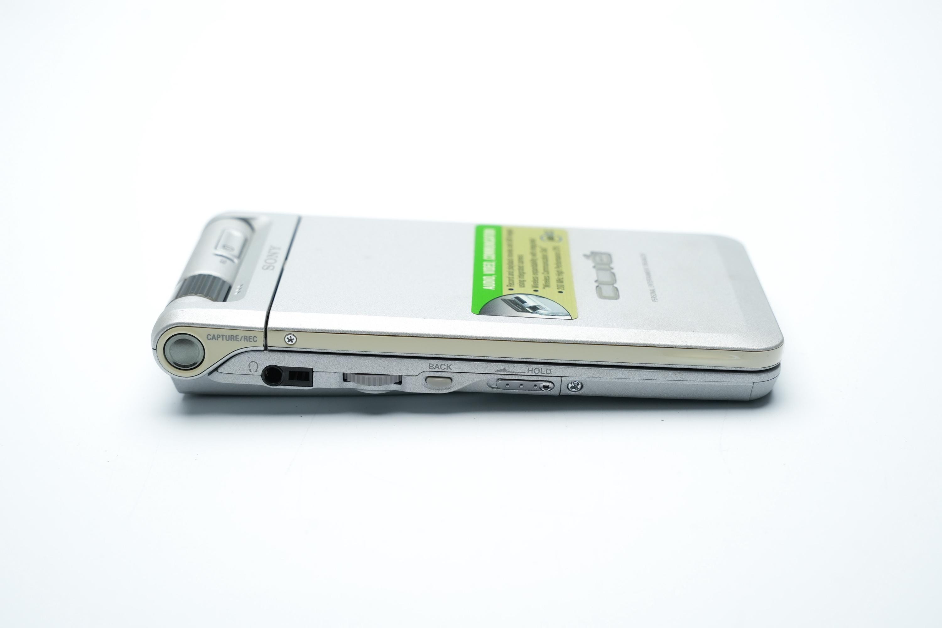 Sony CLIÉ PEG-NX70V Pda – Silver, Palm Os 5, Camera, QWERTY