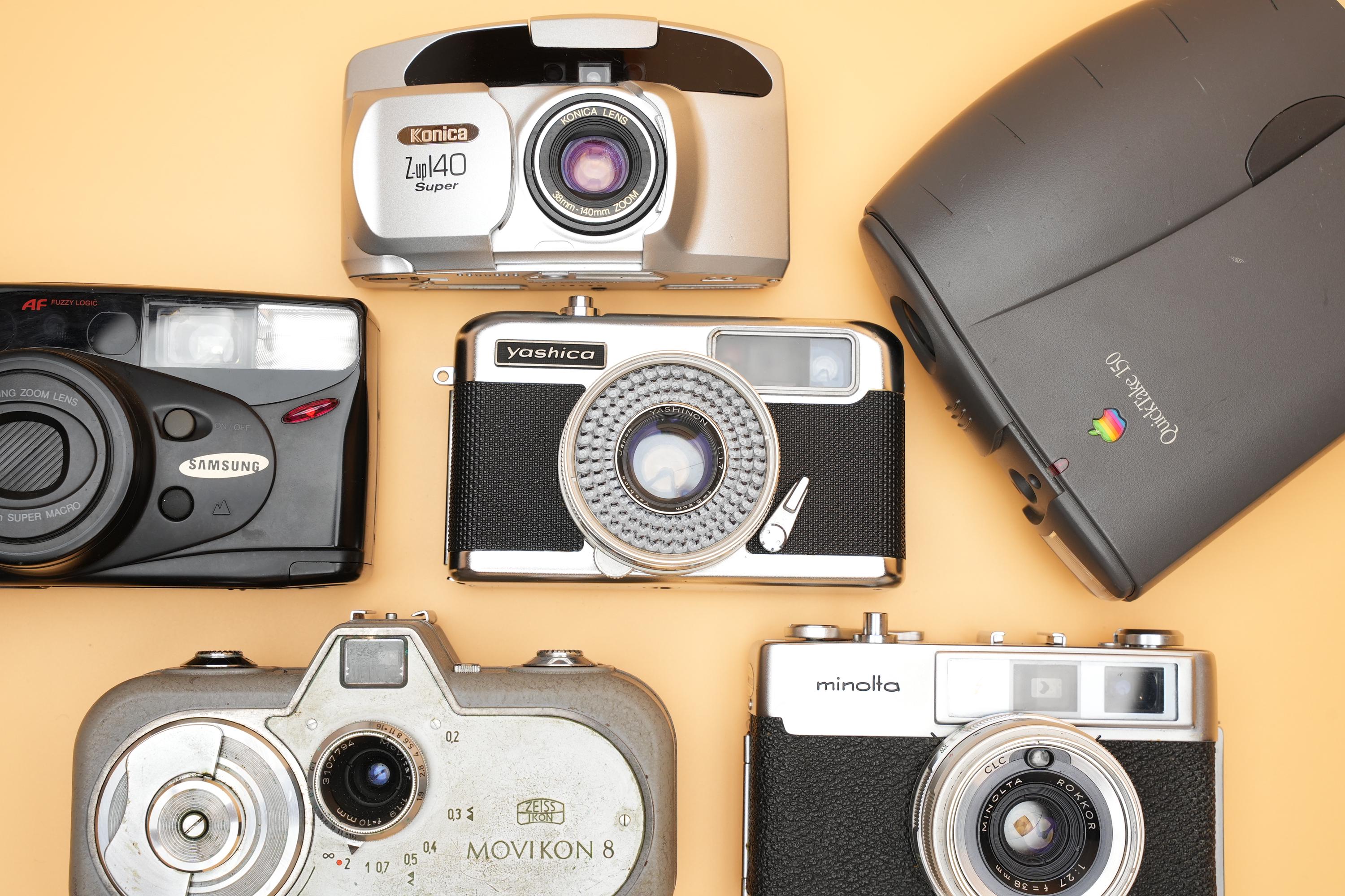 Appareil photos argentique Konica MT 100 fonctionnel à pelicule
