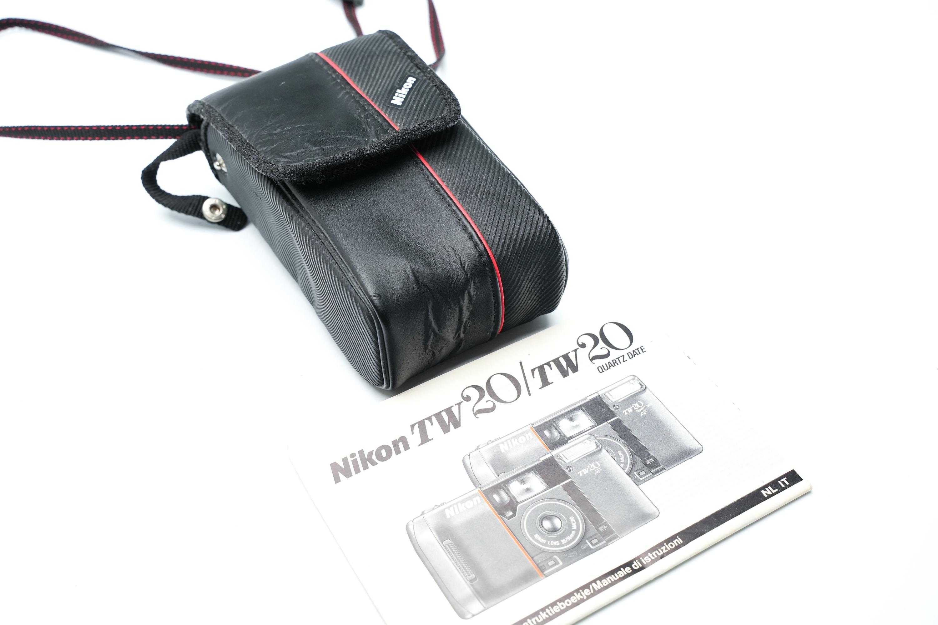Nikon TW20 AF – 35mmコンパクトカメラ – 黒 – 35/55mmデュアルレンズ