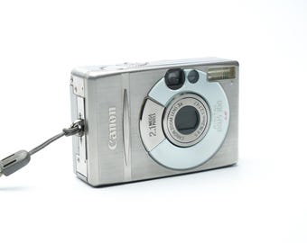 Canon IXUS 300 HS Compact Digital Camera: 10MP, Powershot SD4000