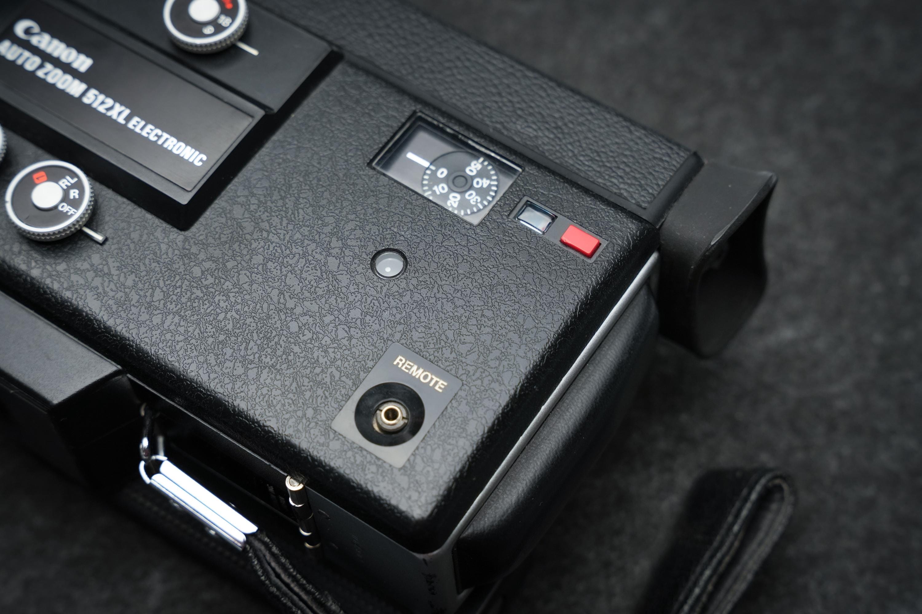 Canon Auto Zoom 512XL Electronic – Câmera de Filme Super 8 – 1975
