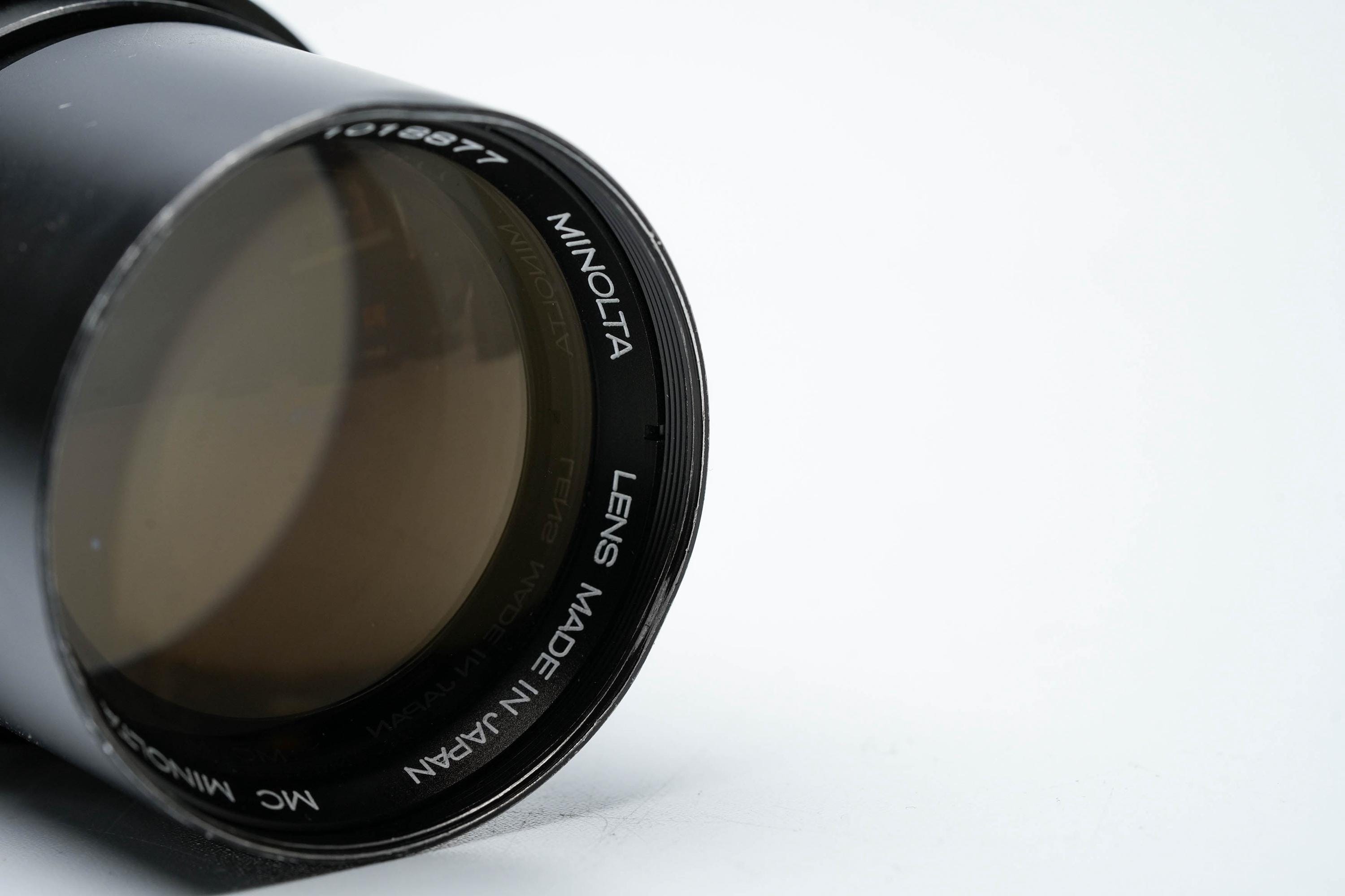 OBJECTIF MINOLTA MC CELTIC 135 mm f2.8 LENS MADE IN JAPAN