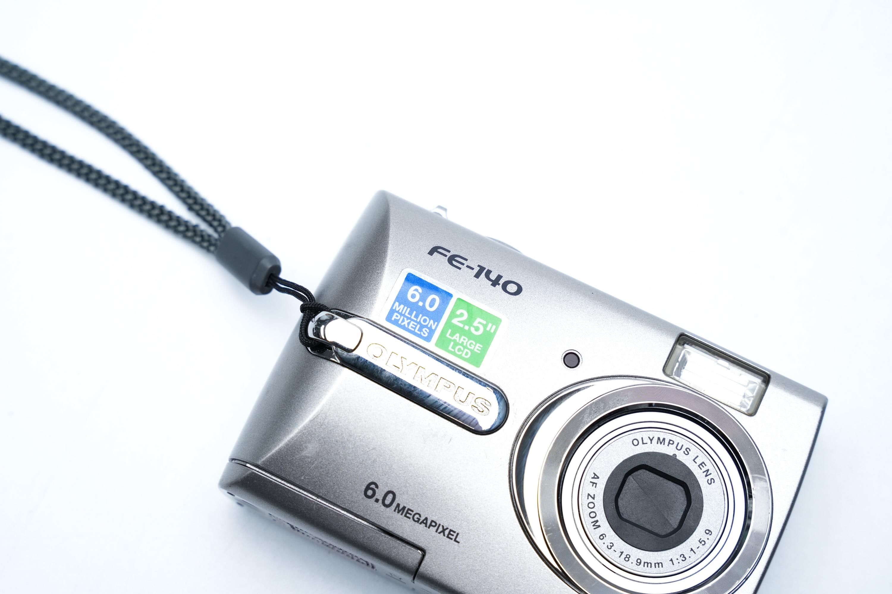 Olympus FE-140 Digital Camera From 2006 – 6MP, 3x Zoom, 2.5