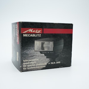 Metz Mecablitz 32 CT 2 Flash – Vintage 1980s, SCA 300 Compatible