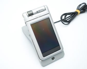 Sony CLIÉ PEG-NX70V Pda – Silver, Palm Os 5, Camera, QWERTY