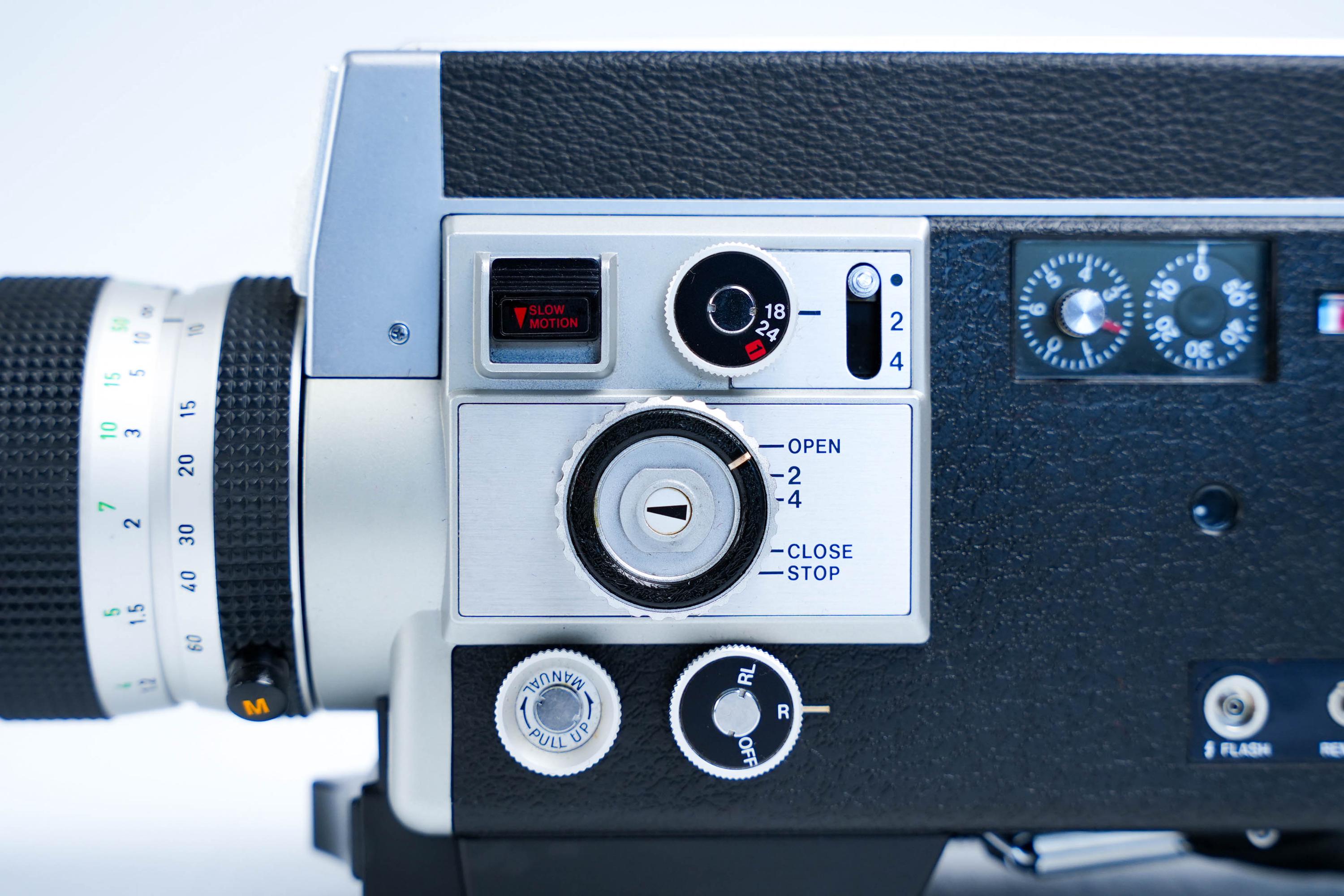 キヤノン オートズーム 814 電子式スーパー8フィルムカメラ 1973年製