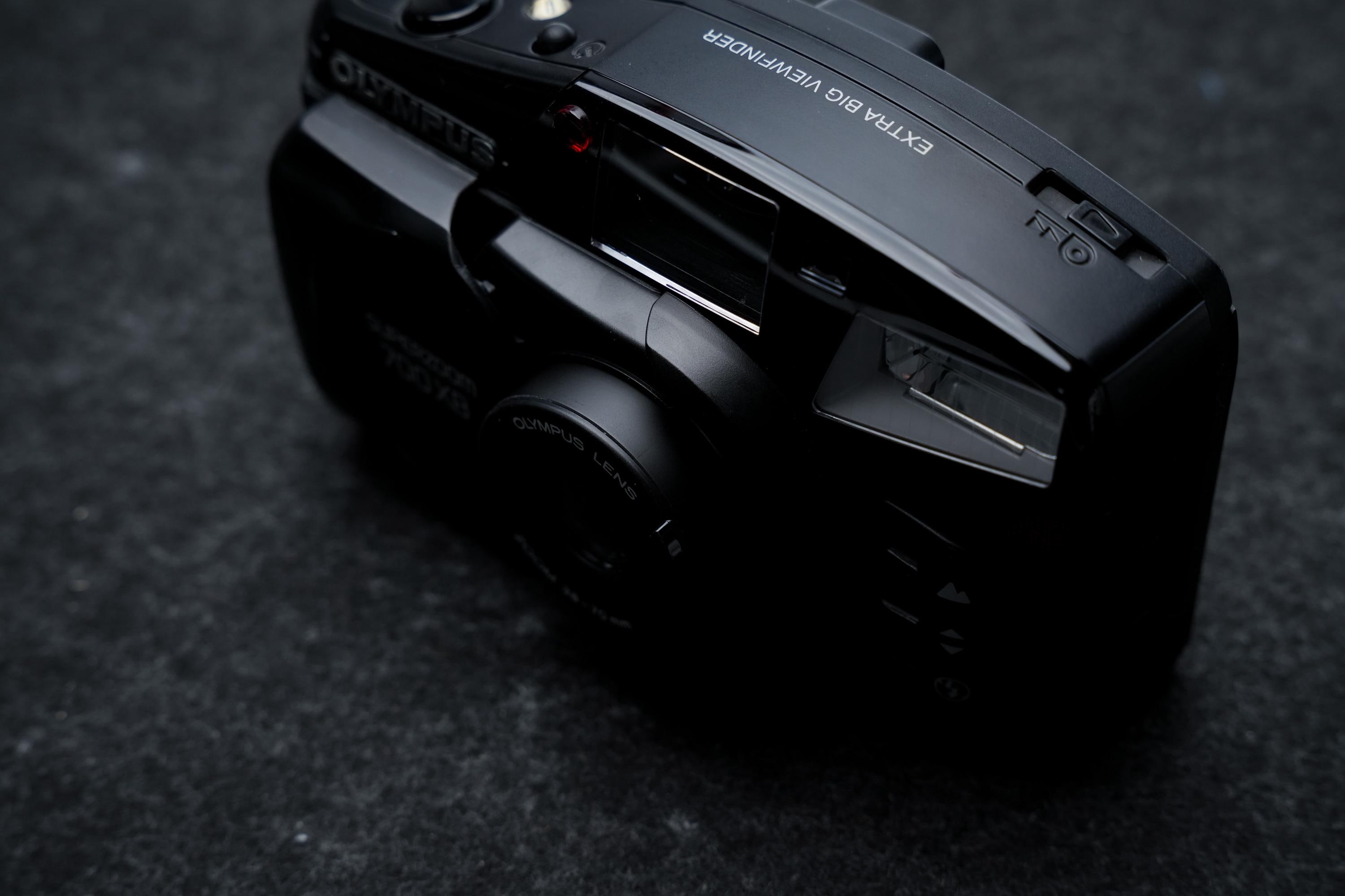 Olympus Superzoom 700XB 35mm Film Camera, 1997, 38–70mm Zoom