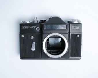 APARAT DE FOTOGRAFIAT - ZENIT-TTL - RUSIA -anii - 70 -80 | arhiva