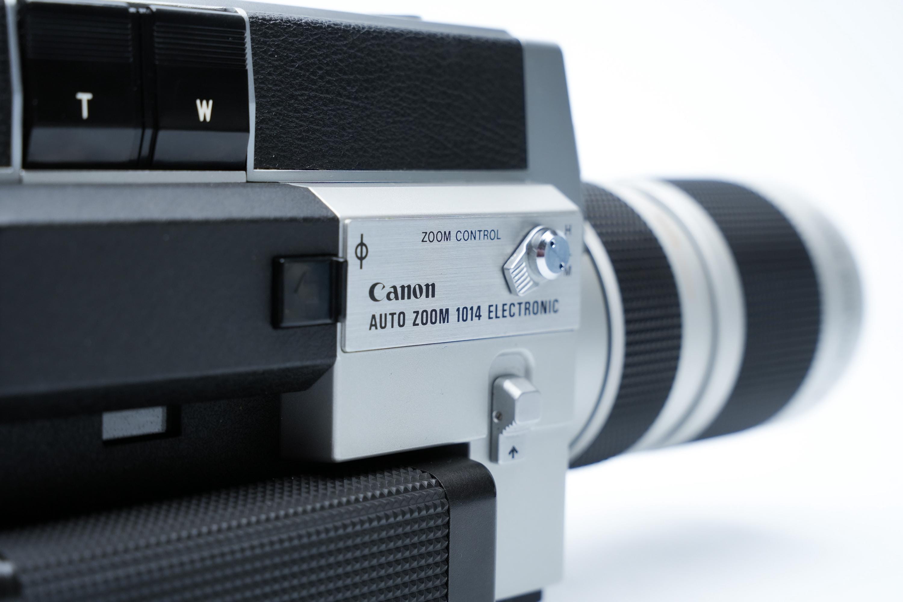 キヤノン オートズーム 1014 電子式 – スーパー8フィルムカメラ – 1970