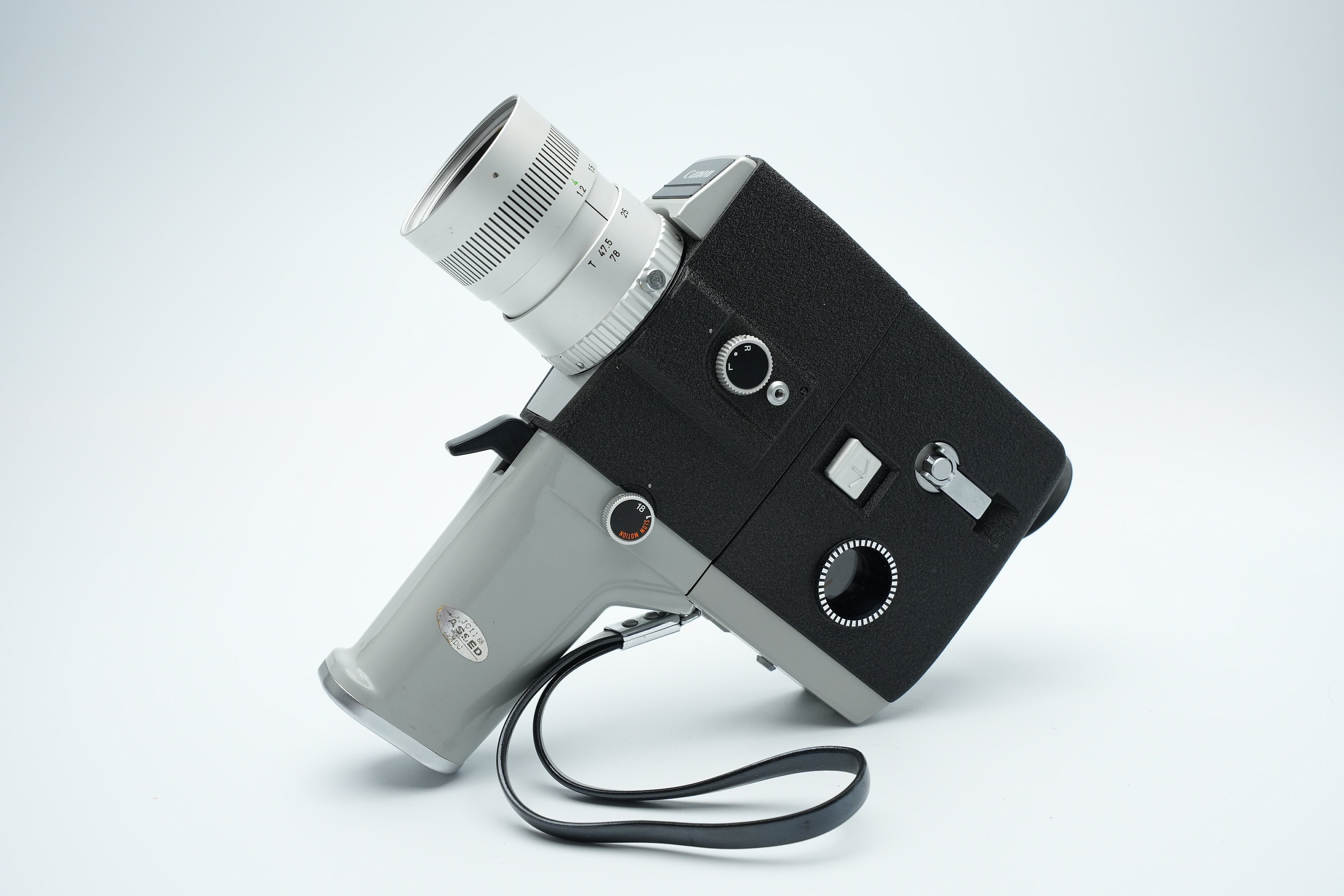 Canon Single 8 518 Film Camera – Iconic 1960s Japanese