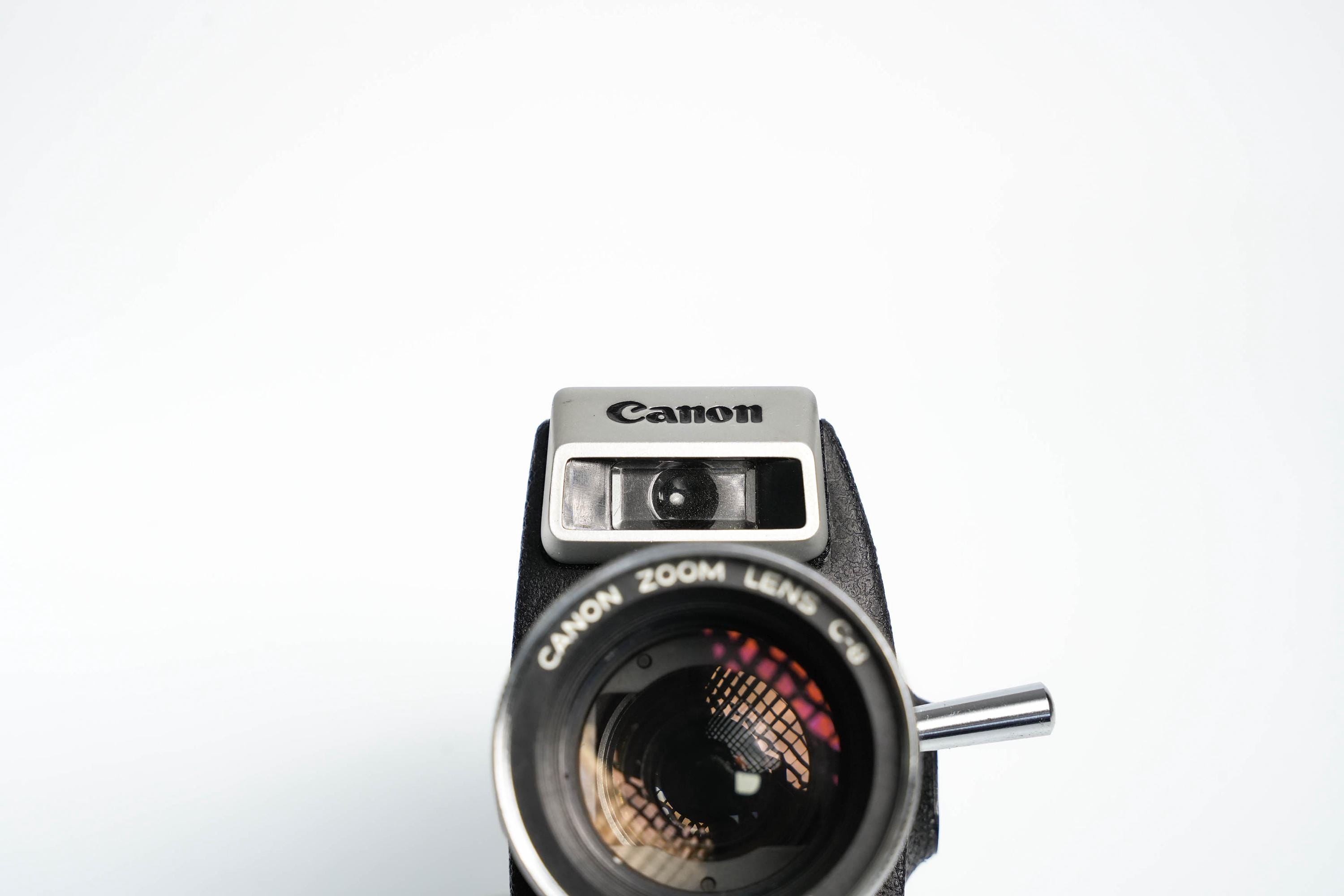 Canon Zoom 250 Super 8 Camera With 10.8–27mm F/1.8 Lens – Boxed