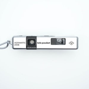Agfamatic 2008 Pocket Vintage Analog Camera – Compact & Stylish for Retro Photography Enthusiasts
