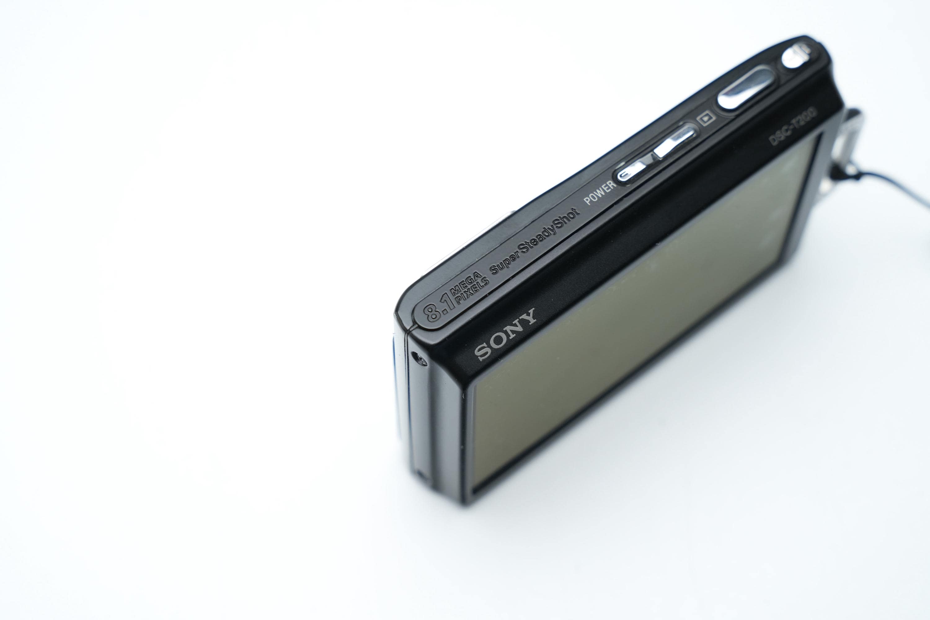 Sony Cyber-shot DSC-T200 Digital Camera – Black, 8.1MP CCD, 5x