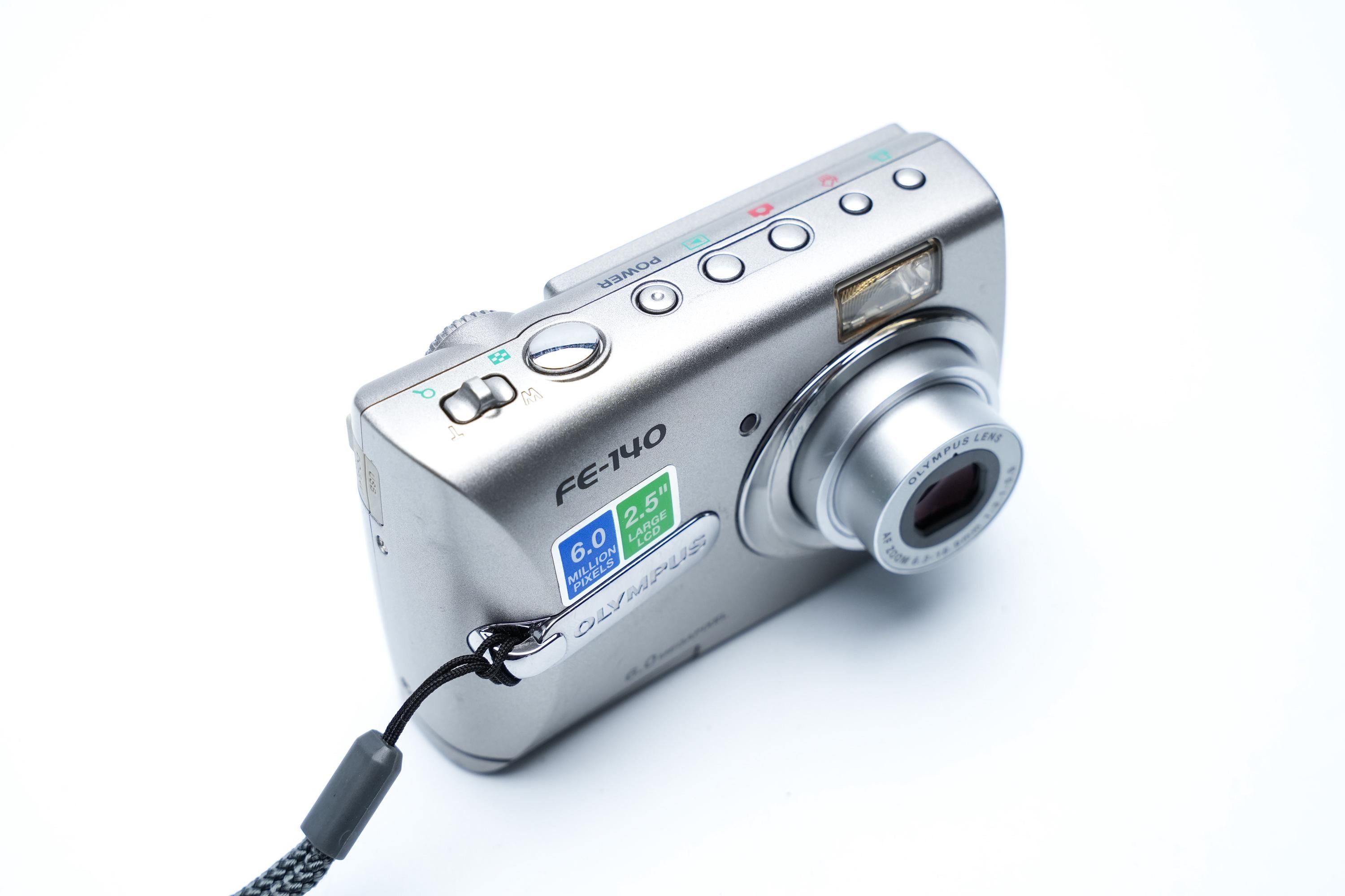 Olympus FE-140 Digital Camera From 2006 – 6MP, 3x Zoom, 2.5