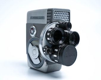 Yashica 8-EIII – Vintage 8mm Film Camera (1964–1967, Japan) with Triple f/1.8 Yashinon Lens System – Fully Working