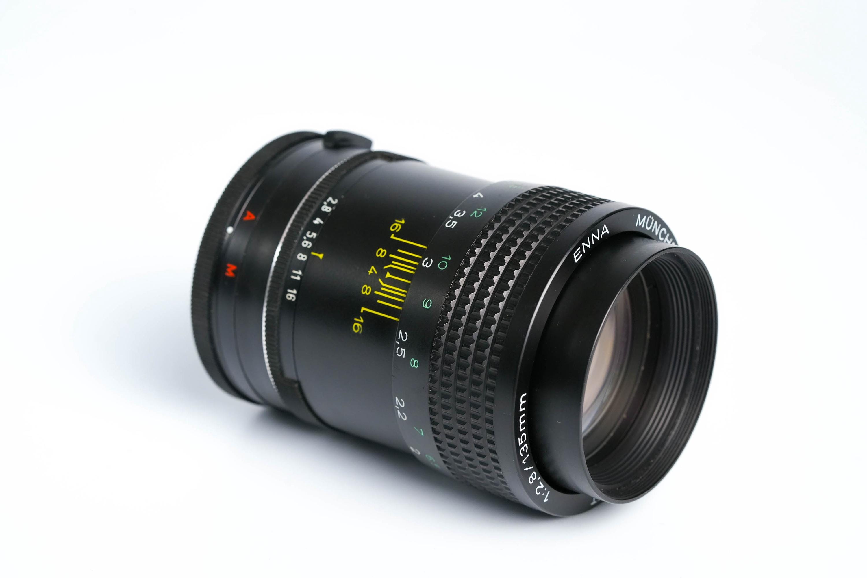 Objectif Lens Tele-Ennalyt 2,8/135mm bon état pour stages