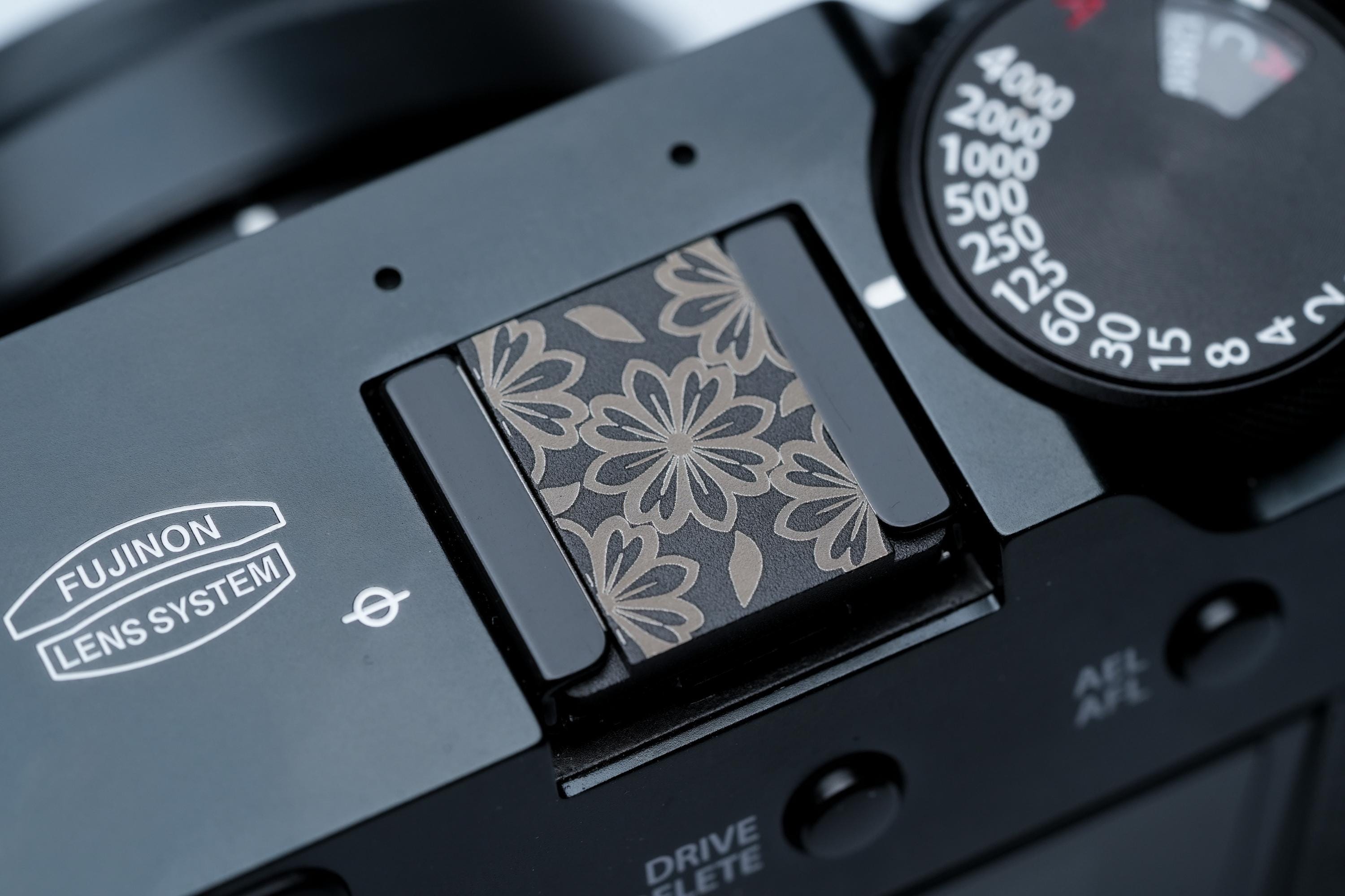 Floral Hotshoe Cover – Engraved Aluminium | Fits Fujifilm X100V