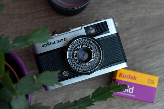 Olympus Trip 35 + Free Kodak Gold Film - Etsy