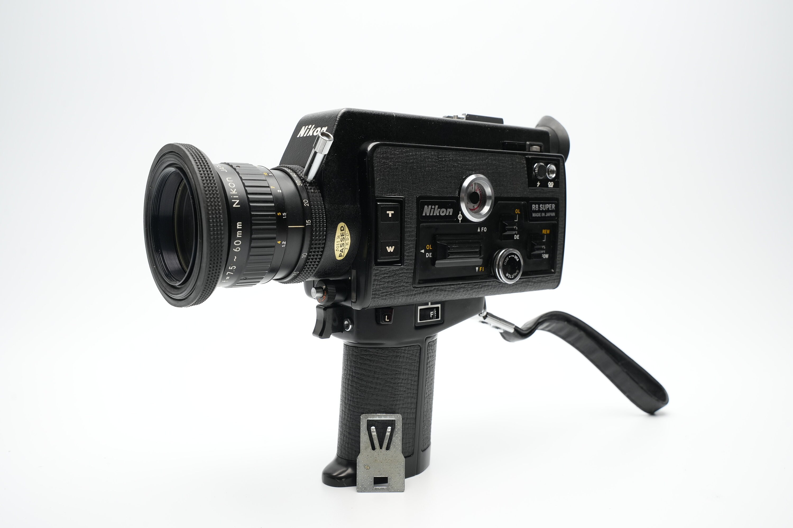 Nikon R10 - Etsy