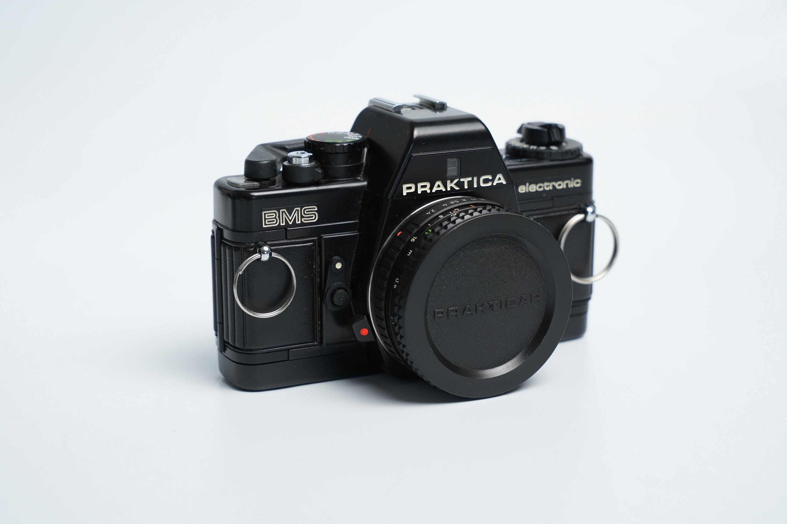 Praktica camera case - Etsy 日本