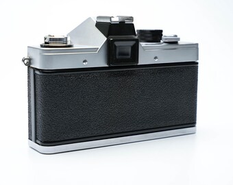 Praktica Super TL2 35mm SLR With Pentacon 50mm F/1.8 MC Lens