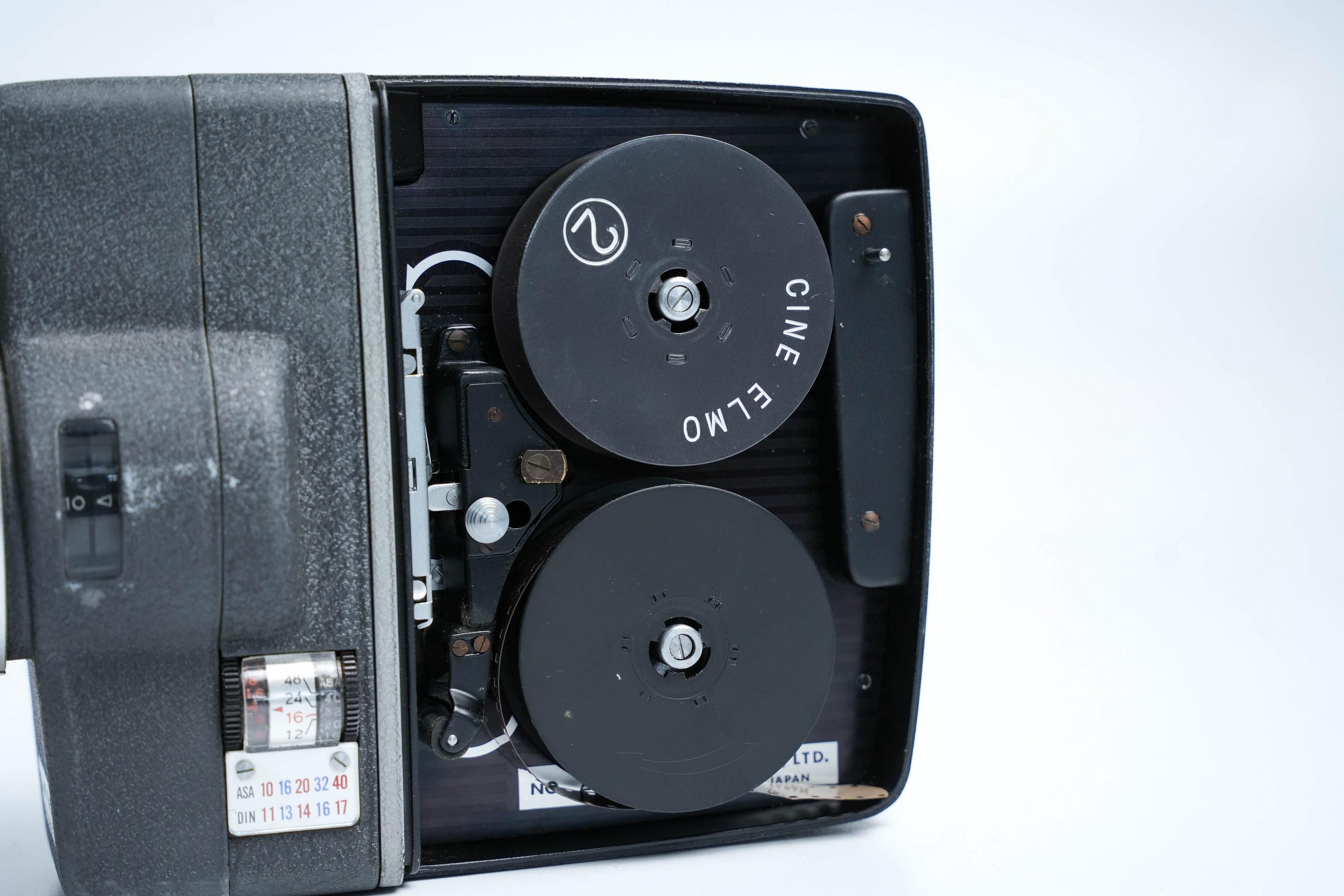 Elmo 8-S Zoom Auto-eye – Mechanical Precision With Auto Exposure