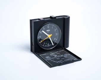 Braun ABK 30 Wall Clock / Clock Model 4861 by Dietrich Lubs in