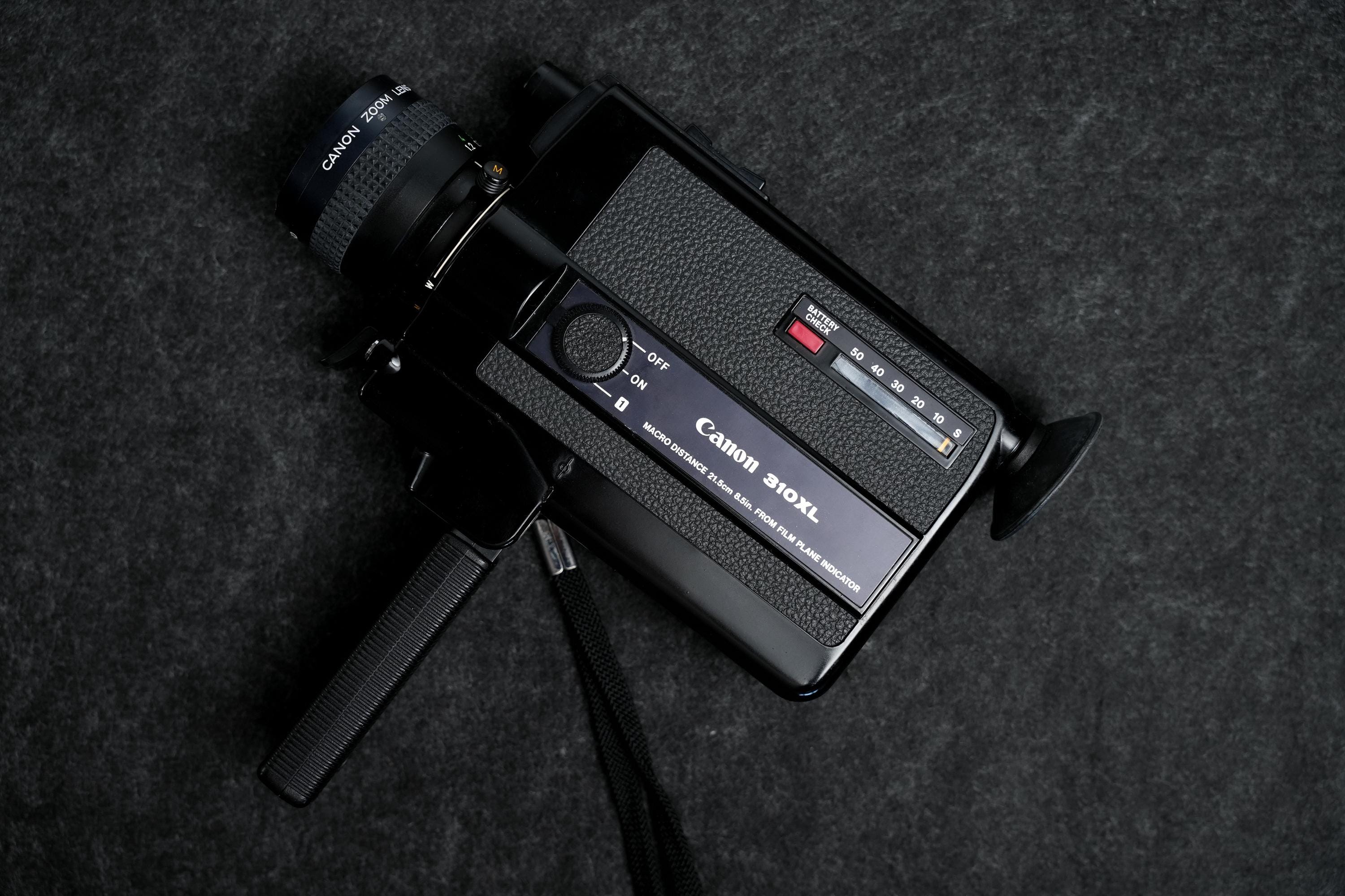 キヤノン 310XL スーパー8カメラ 1975年製 – 映画制作者、旅行者、結婚