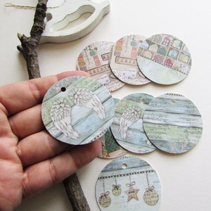 8 vakantiecadeaukaartjes, kerstronde tags, zachte kleuren in blauw en grijs, rustieke stijltags, handgemaakte cadeaukaartjes, schenken, cadeau geven