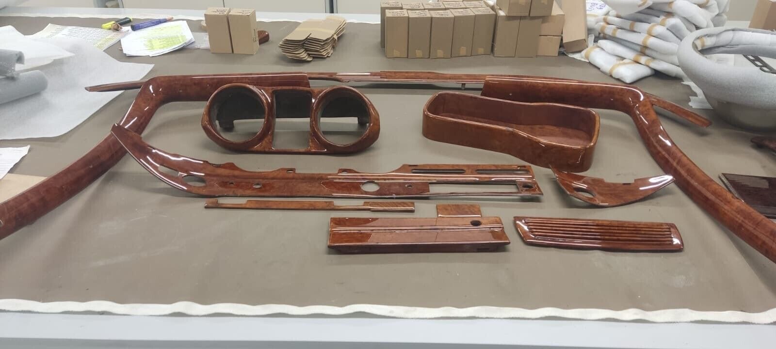 Mercedes W111 Wood Trim Set With Gauge Case Burlwood Early W112