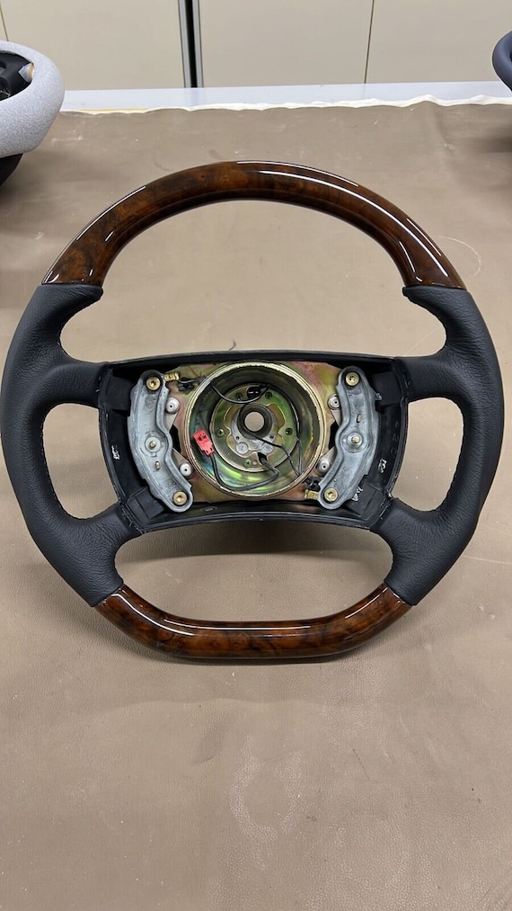 メルセデス SRS バージョン ウッドステアリングホイール R107 W126
