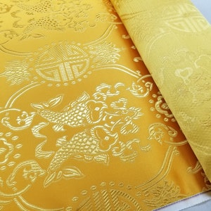 Fabric Silk Brocade Double Fish and Gold Medallion w/symbol -by half yard- Width 29&quot;/ 74cm Brocade Chinois, brocado Chino, Broccato Cinese