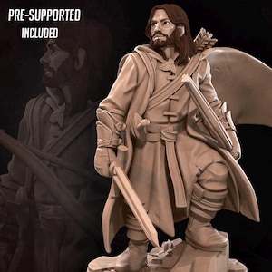 Könnte beinhalten: Eine detaillierte Miniaturfigur eines Fantasy-Charakters, ein menschlicher Mann mit langen braunen Haaren und Bart, der eine braune Tunika und einen Umhang trägt und ein Schwert und einen Bogen hält. Die Figur ist in Braun- und Beigetönen bemalt und steht auf einem felsigen Sockel.